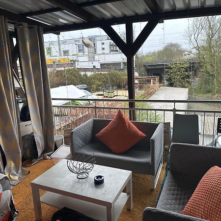 Schoenes Zimmer In Bahnhofsnaehe In Einer Wohnung Mit Grosser Terrasse Gießen Екстериор снимка