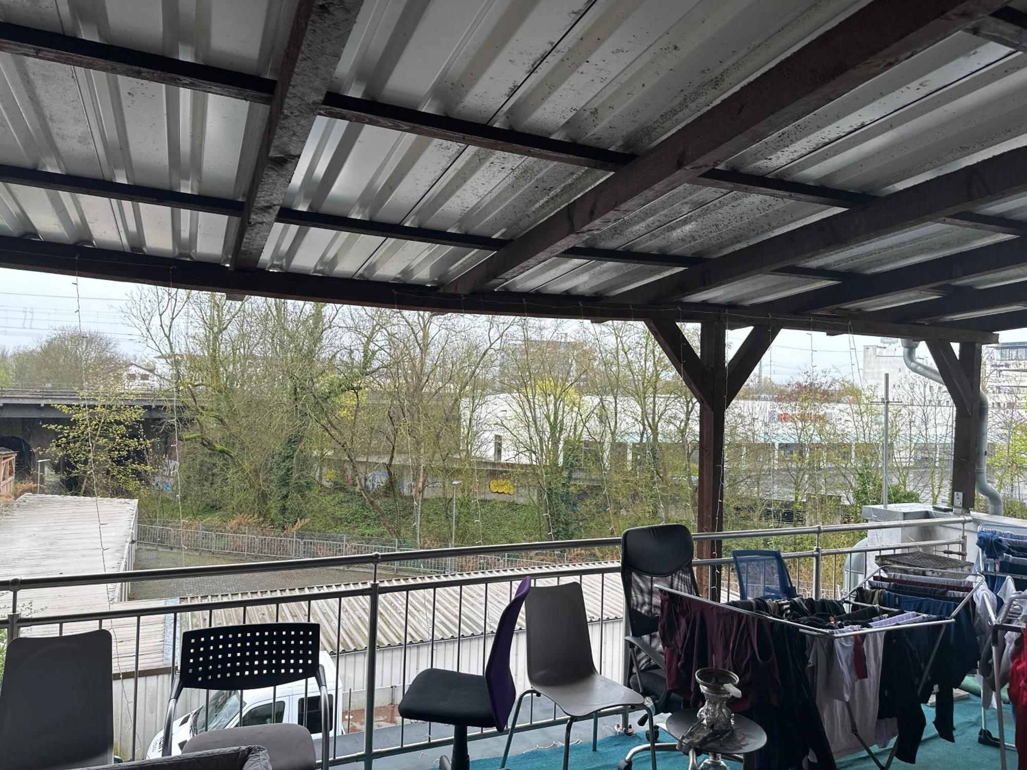 Schoenes Zimmer In Bahnhofsnaehe In Einer Wohnung Mit Grosser Terrasse Gießen Екстериор снимка