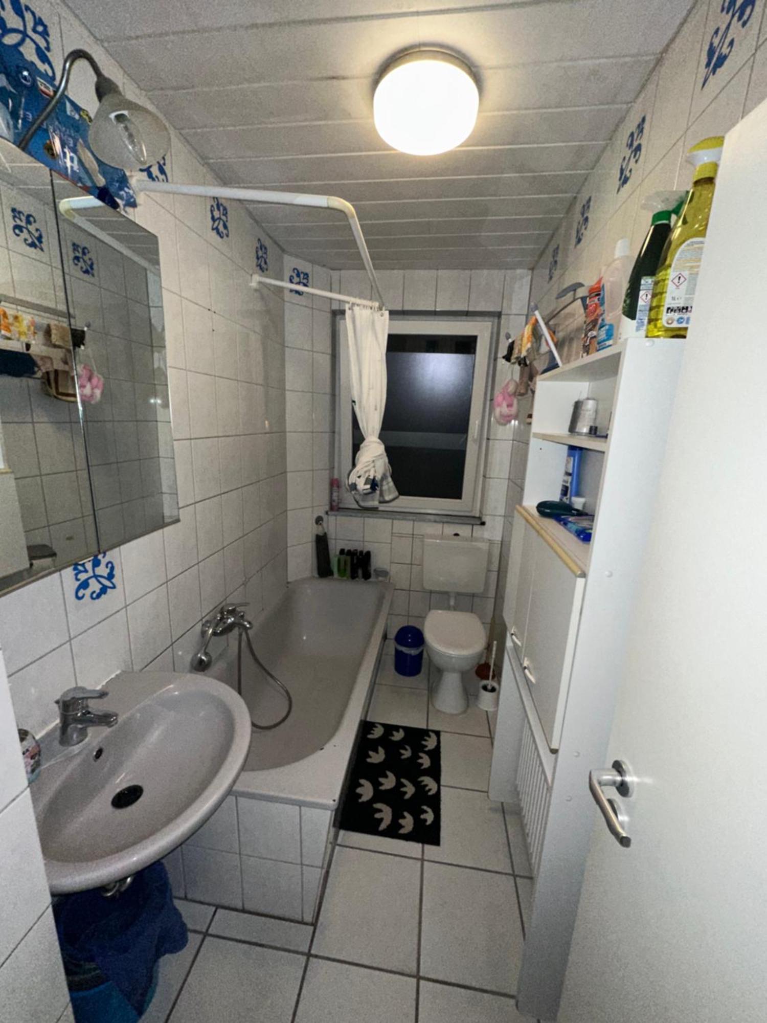 Schoenes Zimmer In Bahnhofsnaehe In Einer Wohnung Mit Grosser Terrasse Gießen Екстериор снимка
