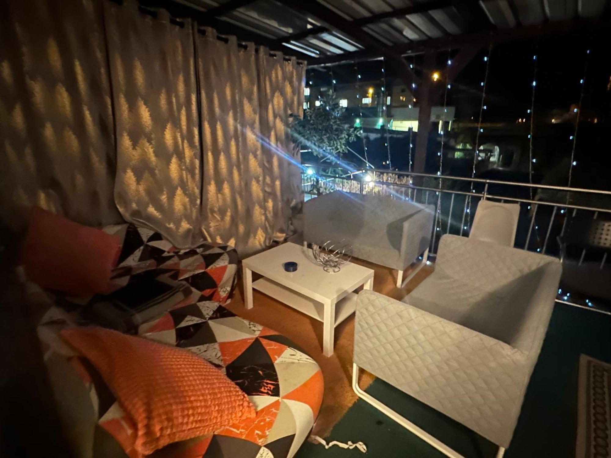 Schoenes Zimmer In Bahnhofsnaehe In Einer Wohnung Mit Grosser Terrasse Gießen Екстериор снимка