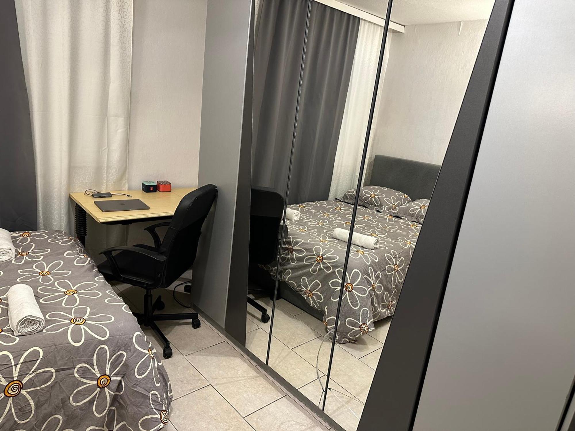 Schoenes Zimmer In Bahnhofsnaehe In Einer Wohnung Mit Grosser Terrasse Gießen Екстериор снимка